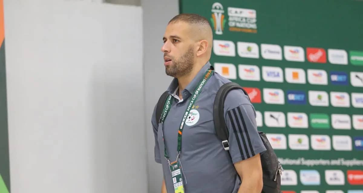 Islam Slimani dément un retour en Algérie : les dernières nouvelles