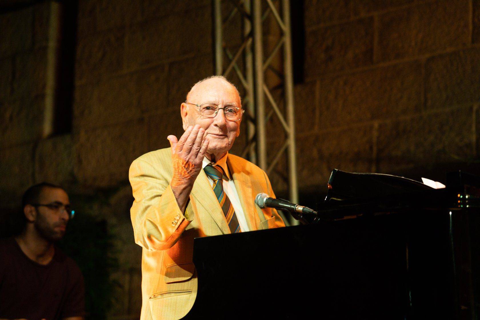 Hommage à Maurice El Medioni : Une légende de la musique arabe et du raï s'en est allée