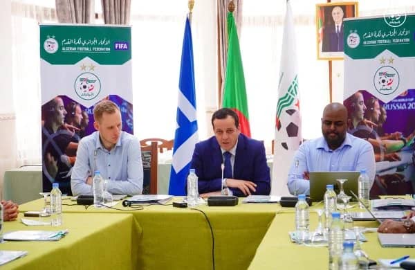 VAR en Algérie : les fondations se perfectionnent de plus en plus, FIFA et FAF en synergie d'action VAR en Algérie : les fondations se perfectionnent de plus en plus, FIFA et FAF en synergie d'action