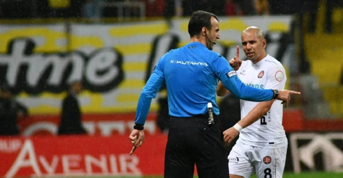 Europe : le Fennec Sofiane Feghouli lourdement sanctionné