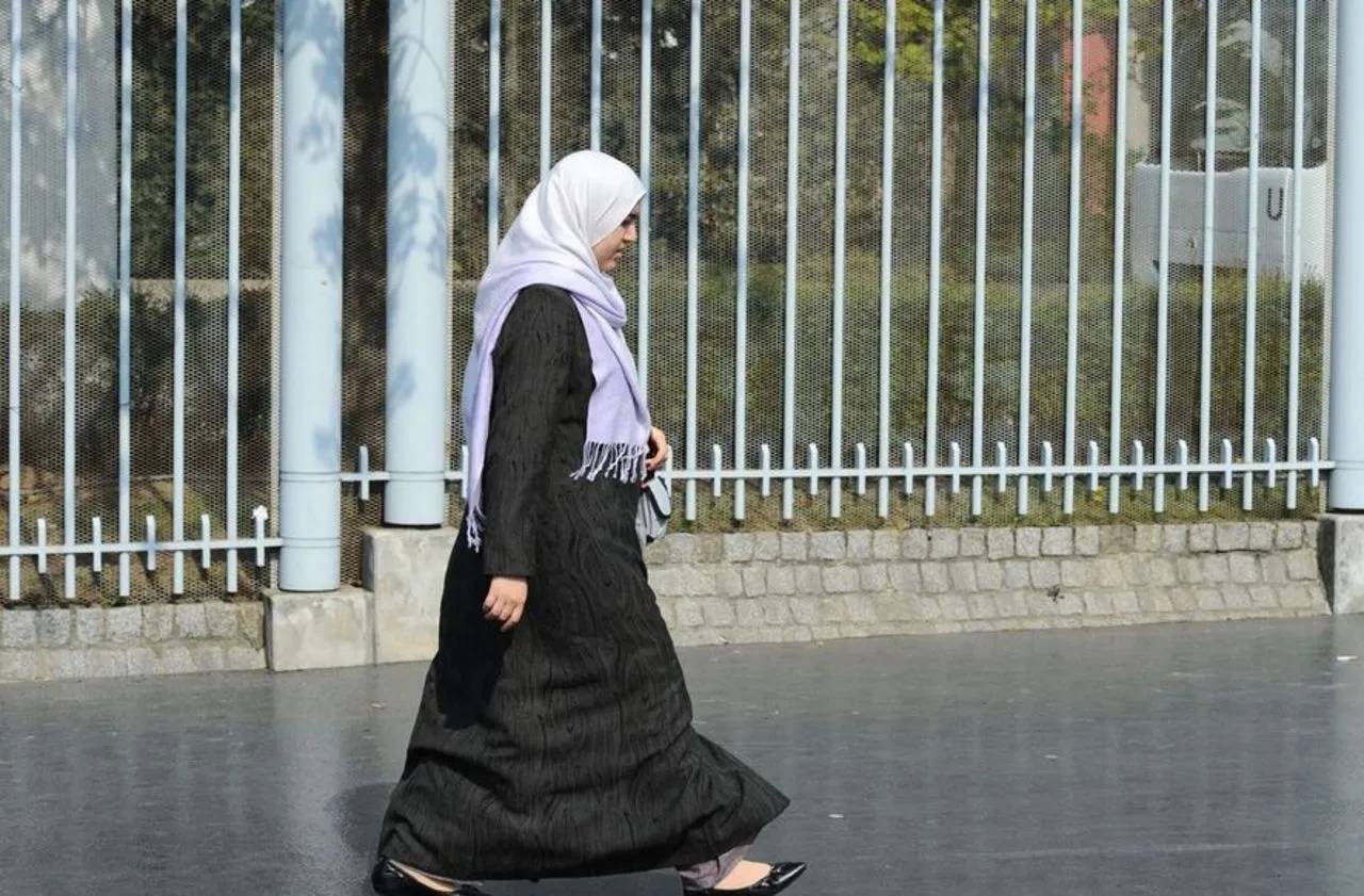 Le voile islamique est sur le point banni en France