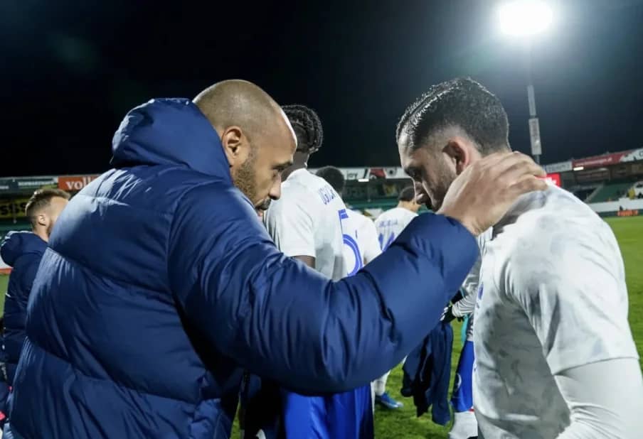 Rayan Cherki lésé, semble se tourner vers l'Algérie : La fin du dilemme !