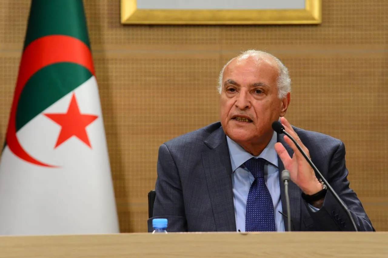 Pourquoi la France défend le Maroc au détriment de l'Algérie? Découvrez les troublantes révélations d'Ahmed Attaf Ahmed Attaf s'exprime au sujet de la crise Algéro-française