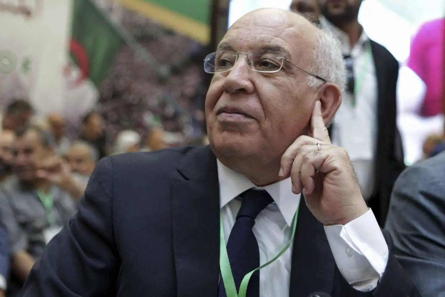 L'accord de 1968 obsolète? Voici ce que pense Abdelaziz Rahabi ... Abdelaziz Rahabi à propos de l'accord de 1968...