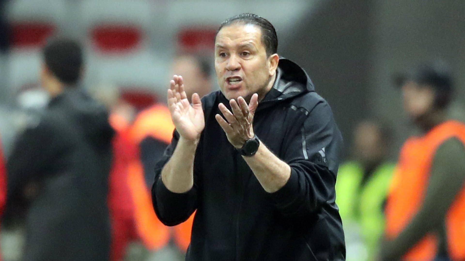 Nabil Maâloul plonge l'USM Alger dans l'impasse