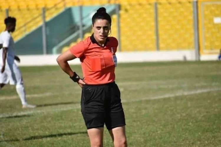 Coupe du Monde Féminine U17 : Ghada Mehat, l'arbitre algérienne désignée pour un match important Coupe du Monde Féminine U17 : Ghada Mehat, l'arbitre algérienne désignée pour un match important
