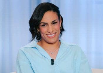 Pourquoi Imane Khelif est-elle la cible de l'extrême droite ?