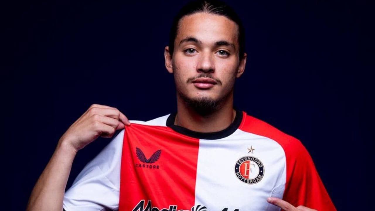 Anis Hadj Moussa choque le mercato : Feyenoord coupe l’herbe sous le pied de Benfica