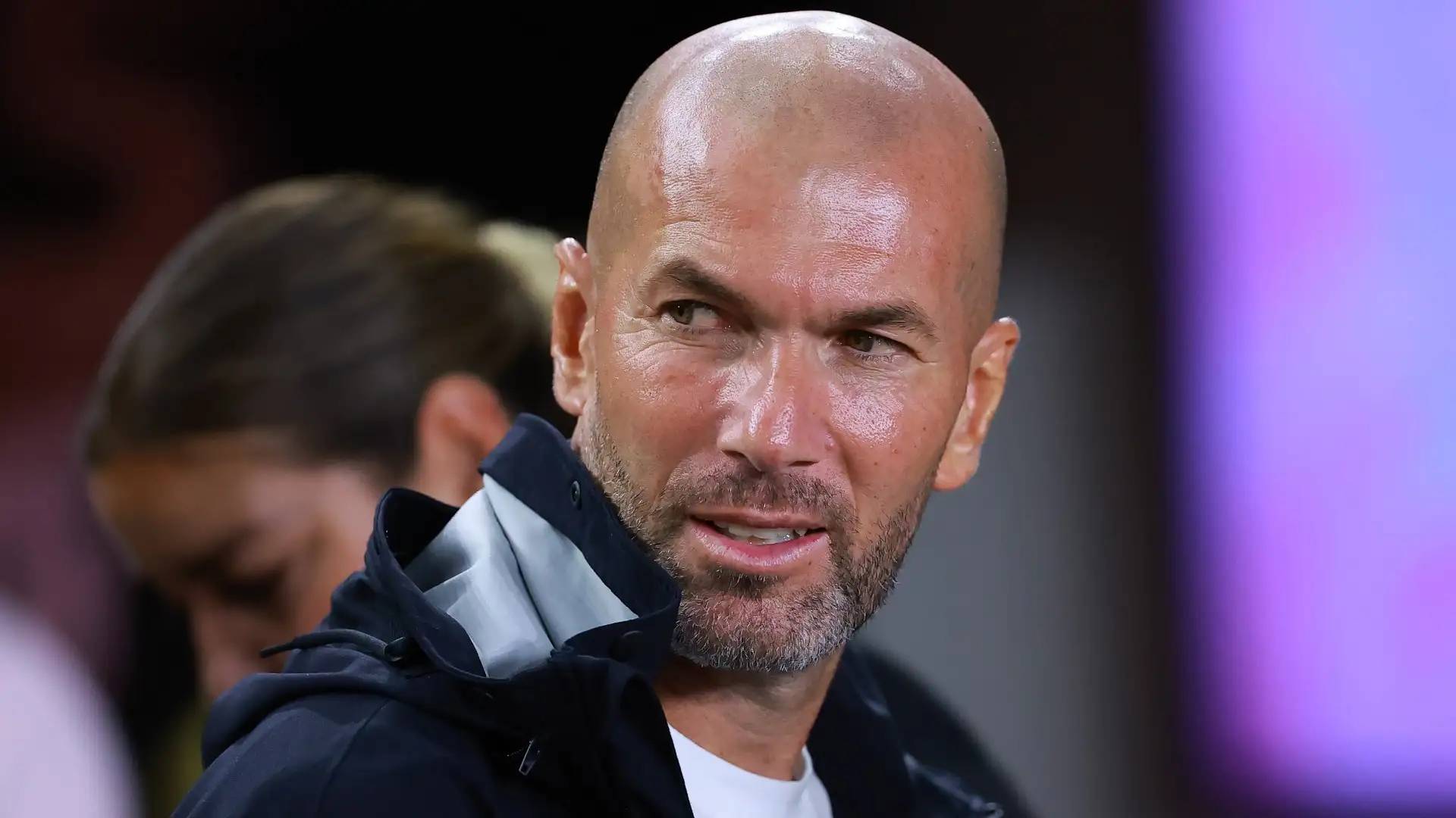 Zidane et l'Algérie : vers une rupture définitive ? Le nom Zidane résonne à nouveau dans le football algérien