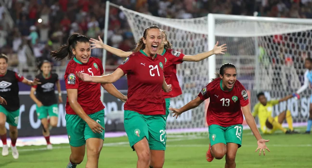 CAF Awards 2024 : le Maroc et le Nigeria dominent ce classement, l'Algérie absente e titre de meilleure équipe féminine, avec le Maroc et le Nigeria en favoris.