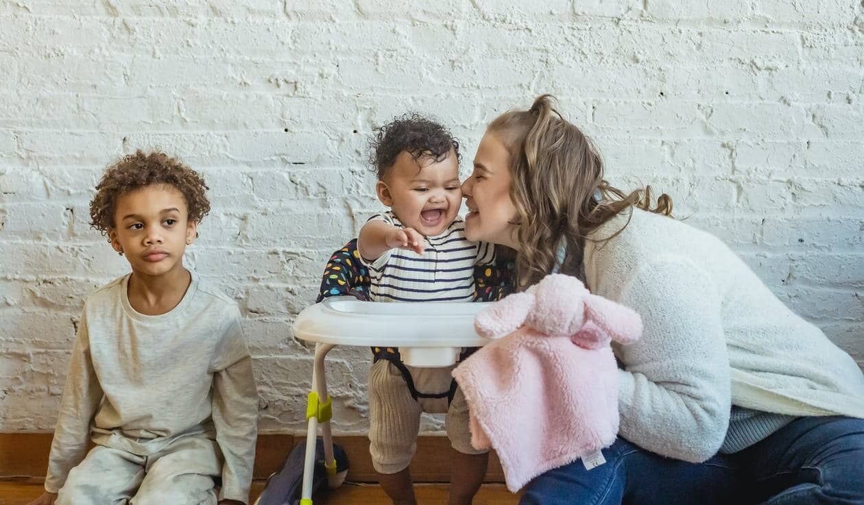 Les métiers en forte demande en France d'ici 2025 Regroupement familial en France : quand l’attente brise des familles