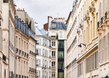 L'Algérie récupère 58 biens immobiliers à l'étranger pour renforcer son influence