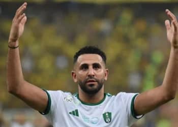 Riyad Mahrez tacle les binationaux indécis : son message fort qui fait polémique