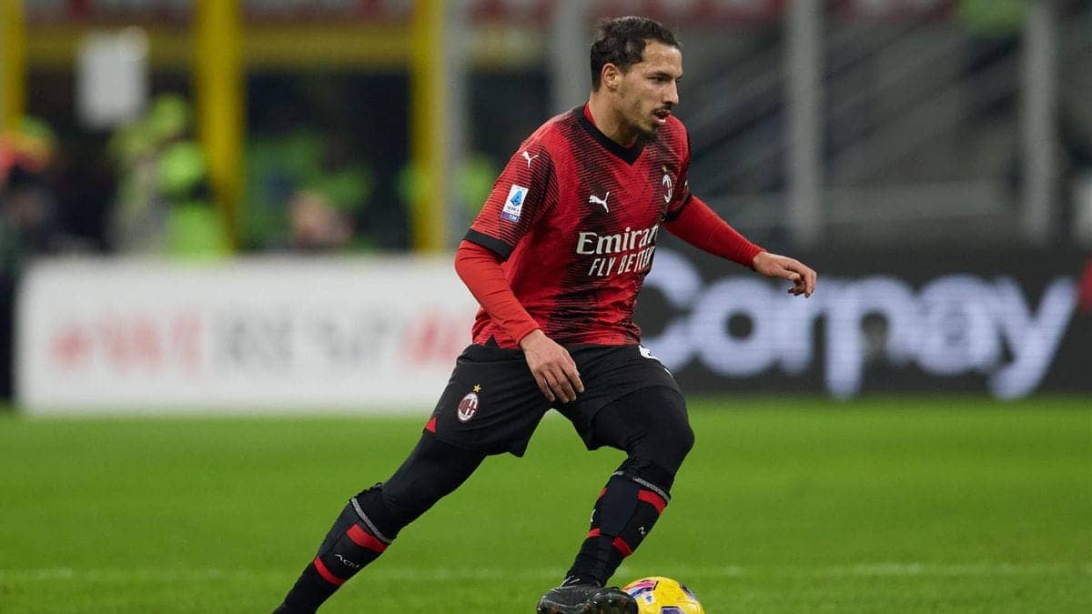 Ismaël Bennacer mis à la porte par l’AC Milan : la descente inattendue d’un héros algérien Ismaël Bennacer mis à la porte par l’AC Milan : la descente inattendue d’un héros algérien