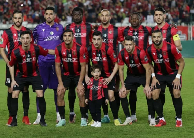 USM Alger : Mauvaise nouvelle ! Les rouge et noir perdent un cadre !