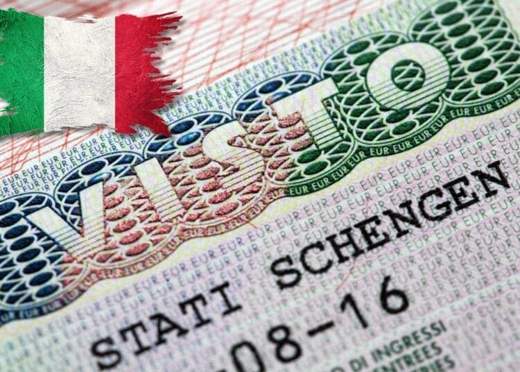 L'Italie prévoit 165 000 visas de travail pour 2025 : opportunités et secteurs concernés L’Italie face à une pénurie de main-d’œuvre : 260 000 postes à pourvoir