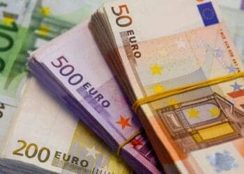 Taux de change en Algérie : écarts persistants entre le marché officiel et le marché parallèle