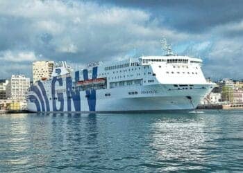 Voyages France-Algérie en voiture dès 275 € avec le GNV