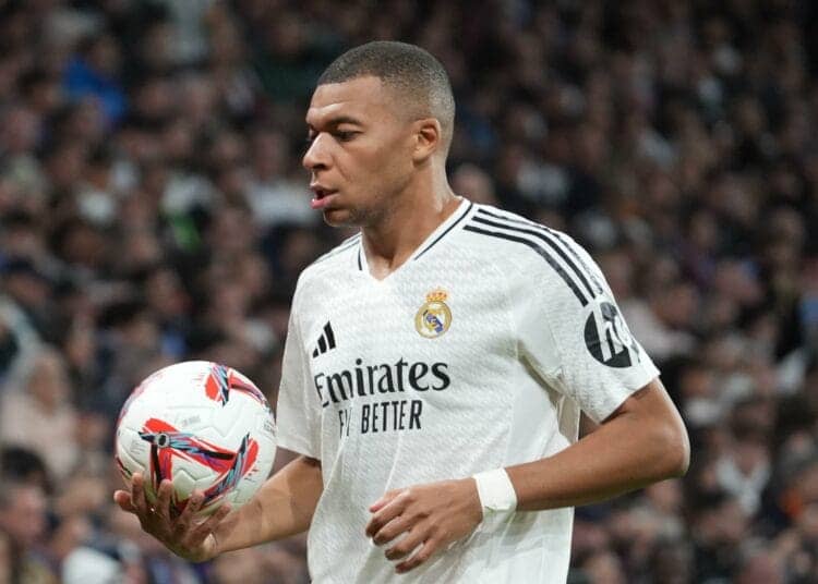 Kylian Mbappé seul contre tous : le Real Madrid au bord du scandale ! Kylian Mbappé seul contre tous : le Real Madrid au bord du scandale !