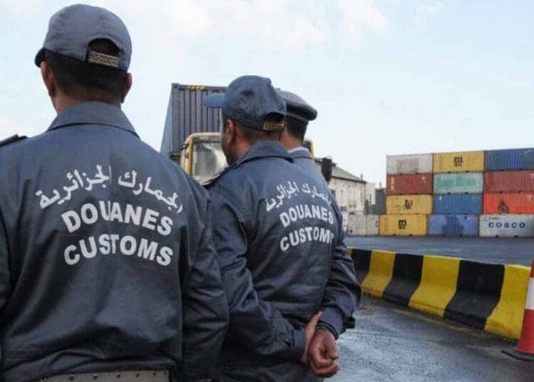 Trafic de contrebande à Alger : un réseau démantelé, des douaniers impliqués Trafic de contrebande à Alger : un réseau démantelé, des douaniers impliqués