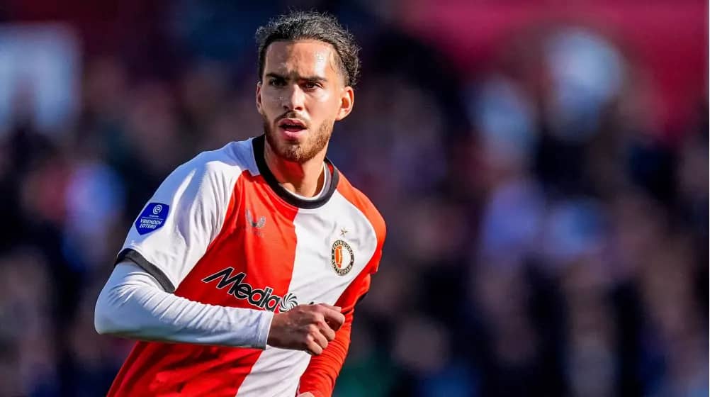 Feyenoord veut déjà se débarrasser de Ramiz Zerrouki : un salaire explosif pour un joueur sur le banc ! Ramiz Zerrouki