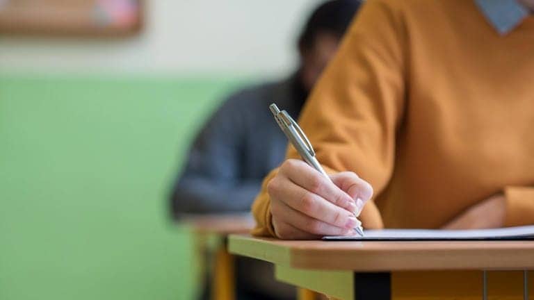 Condamnation pour triche au BEM 2025 en Algérie : un signal fort aux candidats