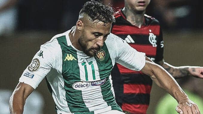 Coupe du monde des clubs 2025 : Youcef Belaïli éblouit Flamengo malgré la défaite de l’ES Tunis Coupe du monde des clubs 2025 : Youcef Belaïli éblouit Flamengo malgré la défaite de l’ES Tunis