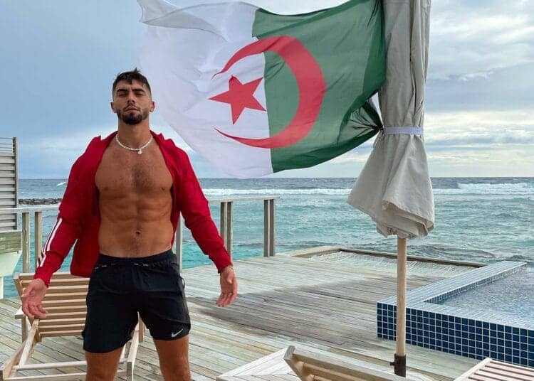 Le rappeur franco-algérien Anas Benturquia échappe de peu à la mort lors d’un grave accident au Maroc Anas Benturquia