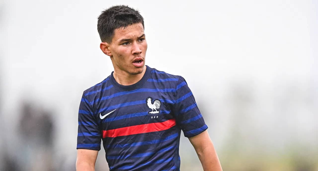 Transfert officiel : Enzo Sternal connaît enfin sa future destination Transfert officiel : Enzo Sternal connaît enfin sa future destination