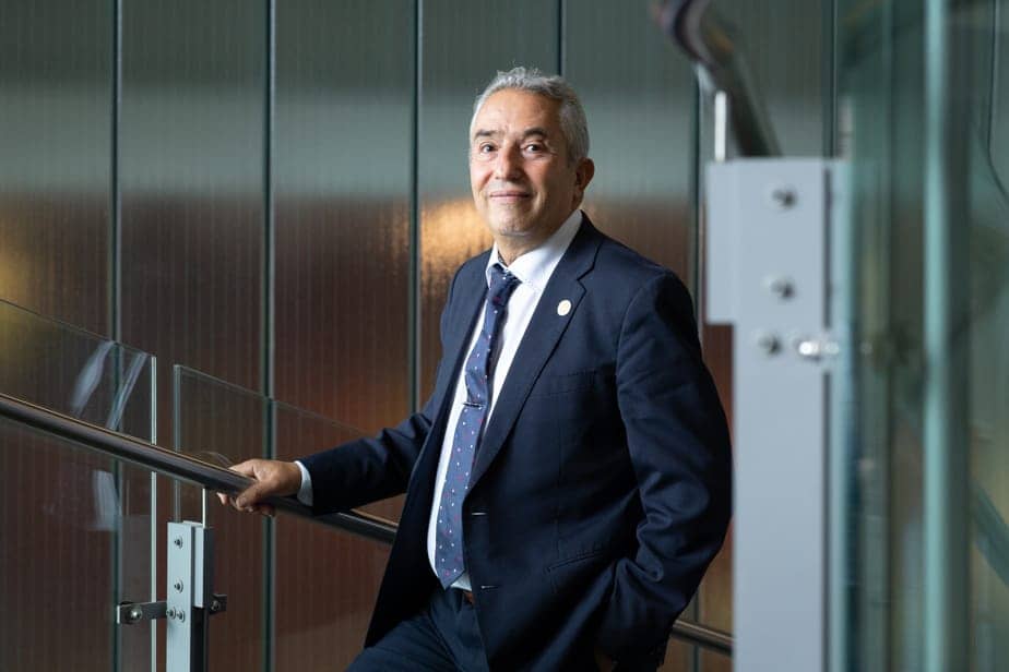 Algérie à l’honneur : Karim Zaghib propulsé dans l’élite canadienne ! Algérie à l’honneur : Karim Zaghib propulsé dans l’élite canadienne !