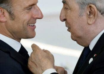 Crise diplomatique relancée en France : Paris dans le viseur de l’Algérie après la mise en cause de 40 hauts responsables