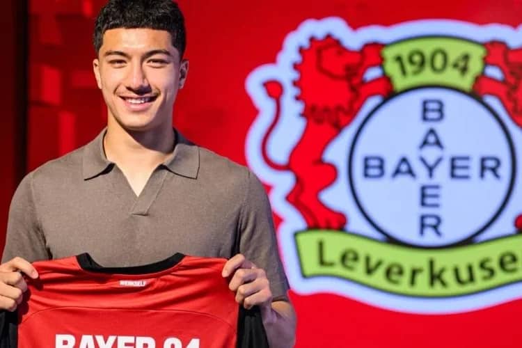 Bundesliga : Ibrahim Maza affole le vestiaire du Bayer Leverkusen avec son talent Bundesliga : Ibrahim Maza affole le vestiaire du Bayer Leverkusen avec son talent