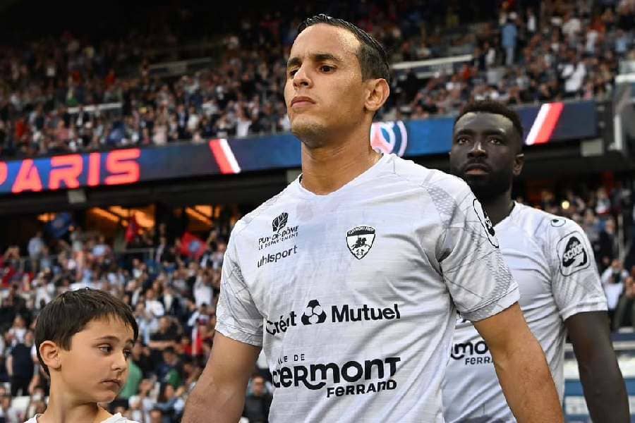 L’Arabie Saoudite refuse une star de l’équipe d’Algérie : les raisons d’un refus choc révélées L’Arabie Saoudite refuse une star de l’équipe d’Algérie : les raisons d’un refus choc révélées