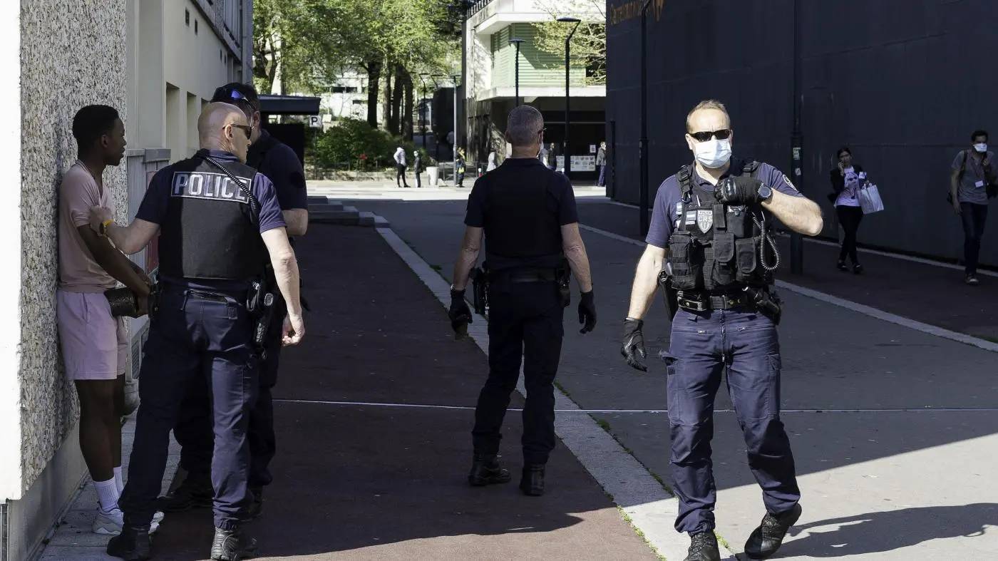 Saisie record de 1,8 million d’euros en faux billets à Chlef : un coup de filet spectaculaire contre le réseau de contrefaçon