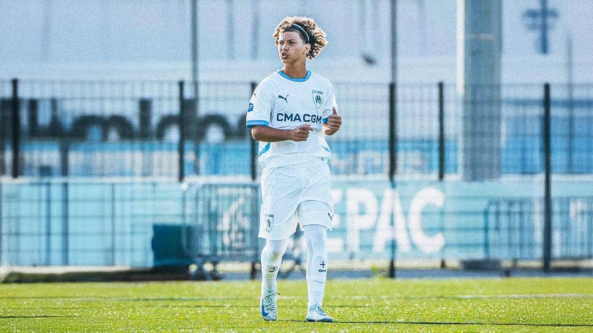 Pourquoi l’Olympique de Marseille mise sur l’Algérie pour renforcer ses liens avec la France ? Pourquoi l’Olympique de Marseille mise sur l’Algérie pour renforcer ses liens avec la France ?