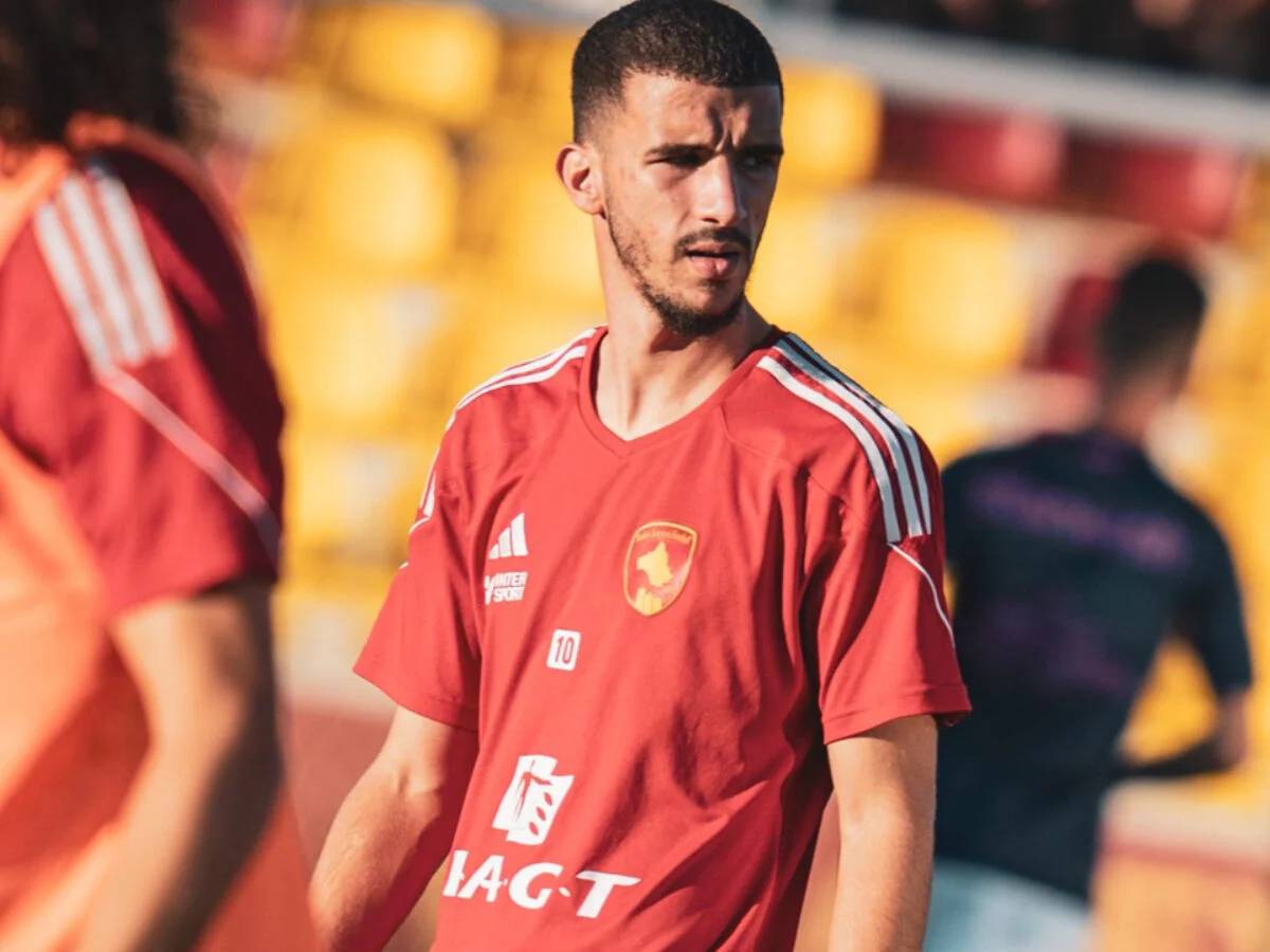 Pourquoi jouer pour l’équipe d’Algérie est bien plus qu’un rêve pour ces joueurs ? Pourquoi jouer pour l’équipe d’Algérie est bien plus qu’un rêve pour ces joueurs ?