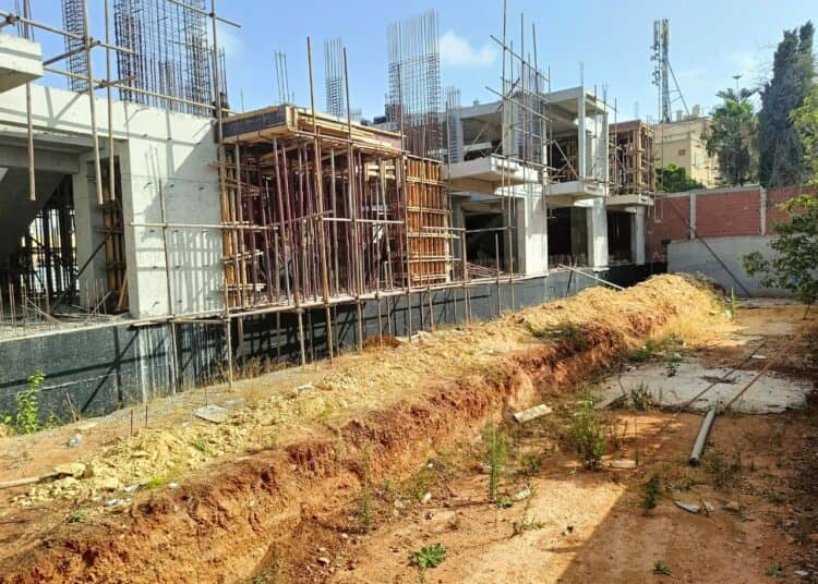 Alger : chute d’une fausse promotrice immobilière Alger : chute d’une fausse promotrice immobilière