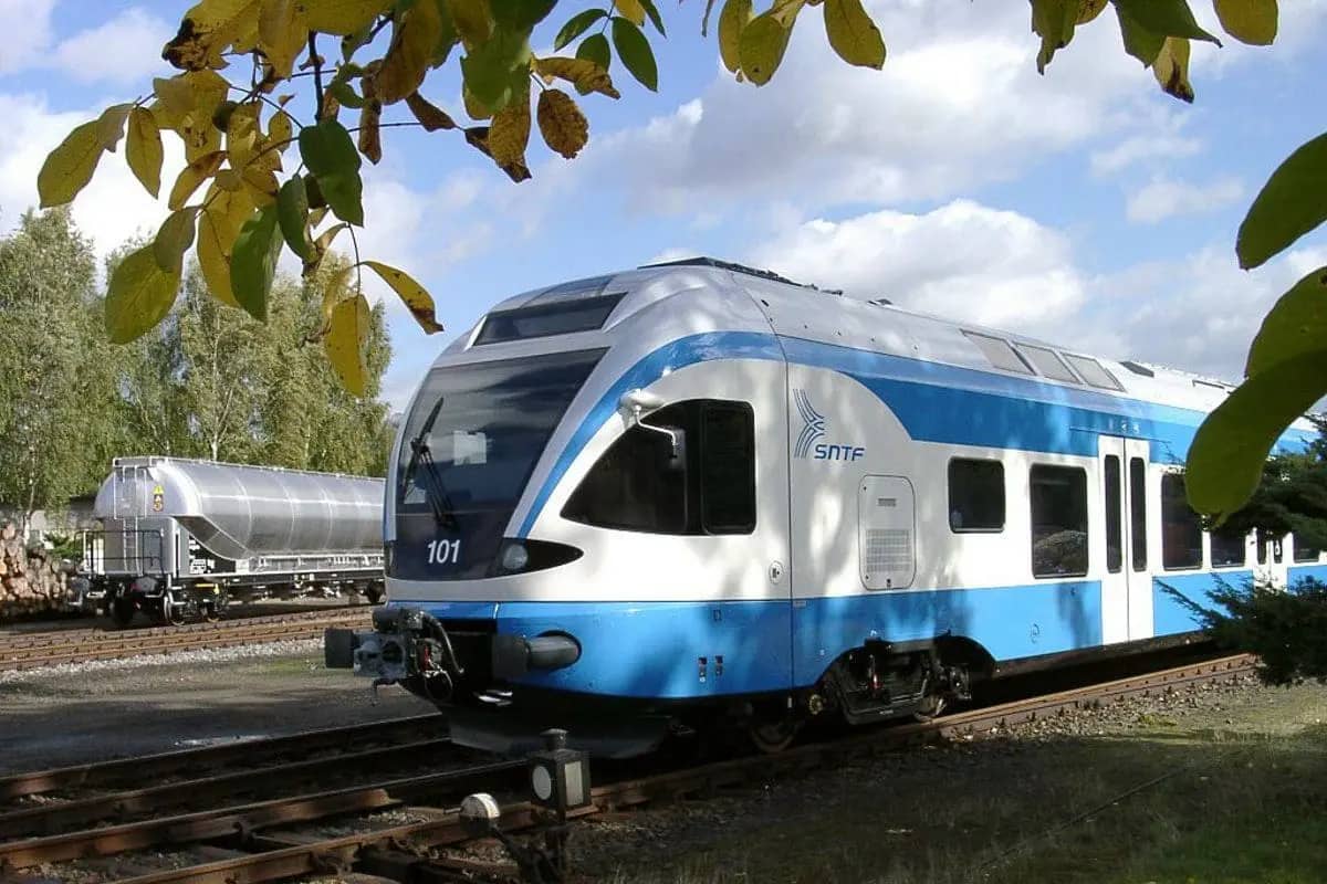Algérie : le retour en service de 12 trains modernes relance le réseau ferroviaire national