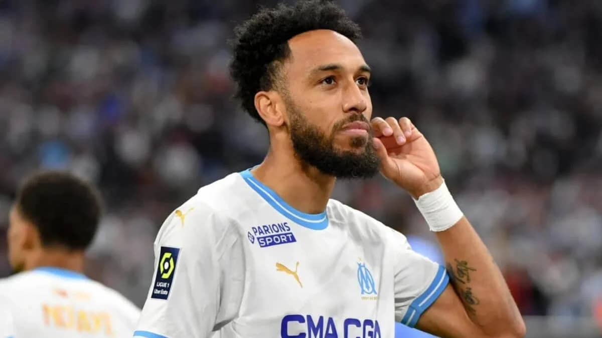 Amine Gouiri en danger avant la CAN 2025 : une menace qui inquiète les supporters Amine Gouiri en danger avant la CAN 2025 : une menace qui inquiète les supporters