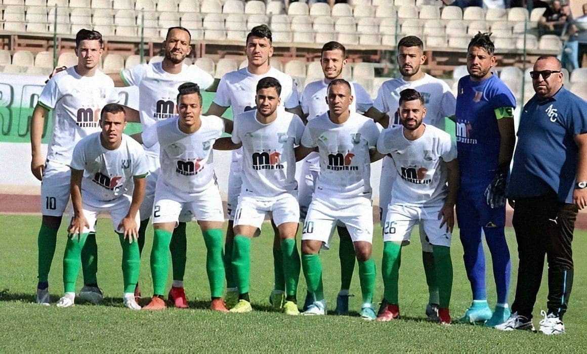 Deux jeunes talents algériens traversent la Méditerranée pour percer dans le football européen