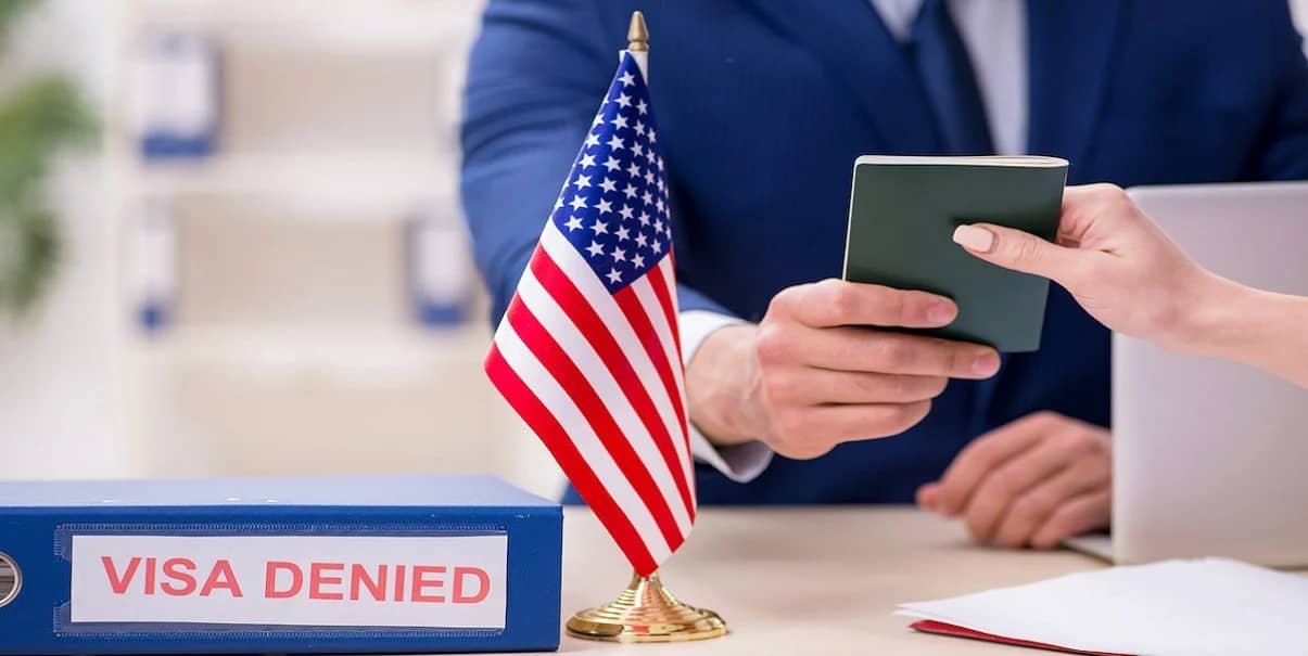 États-Unis : une caution de 15 000 dollars bientôt exigée aux Algériens pour obtenir un visa ?