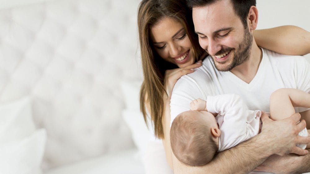 couple avec un bebe