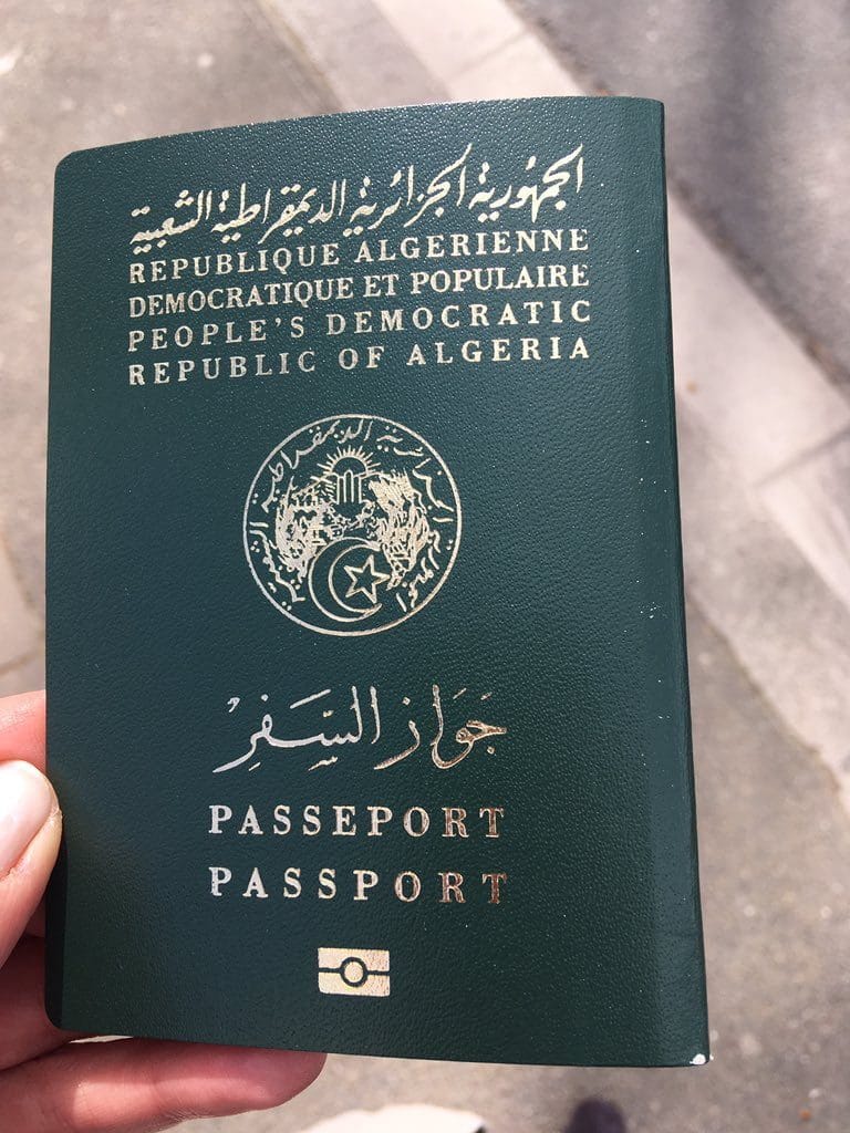 Passeport algérien