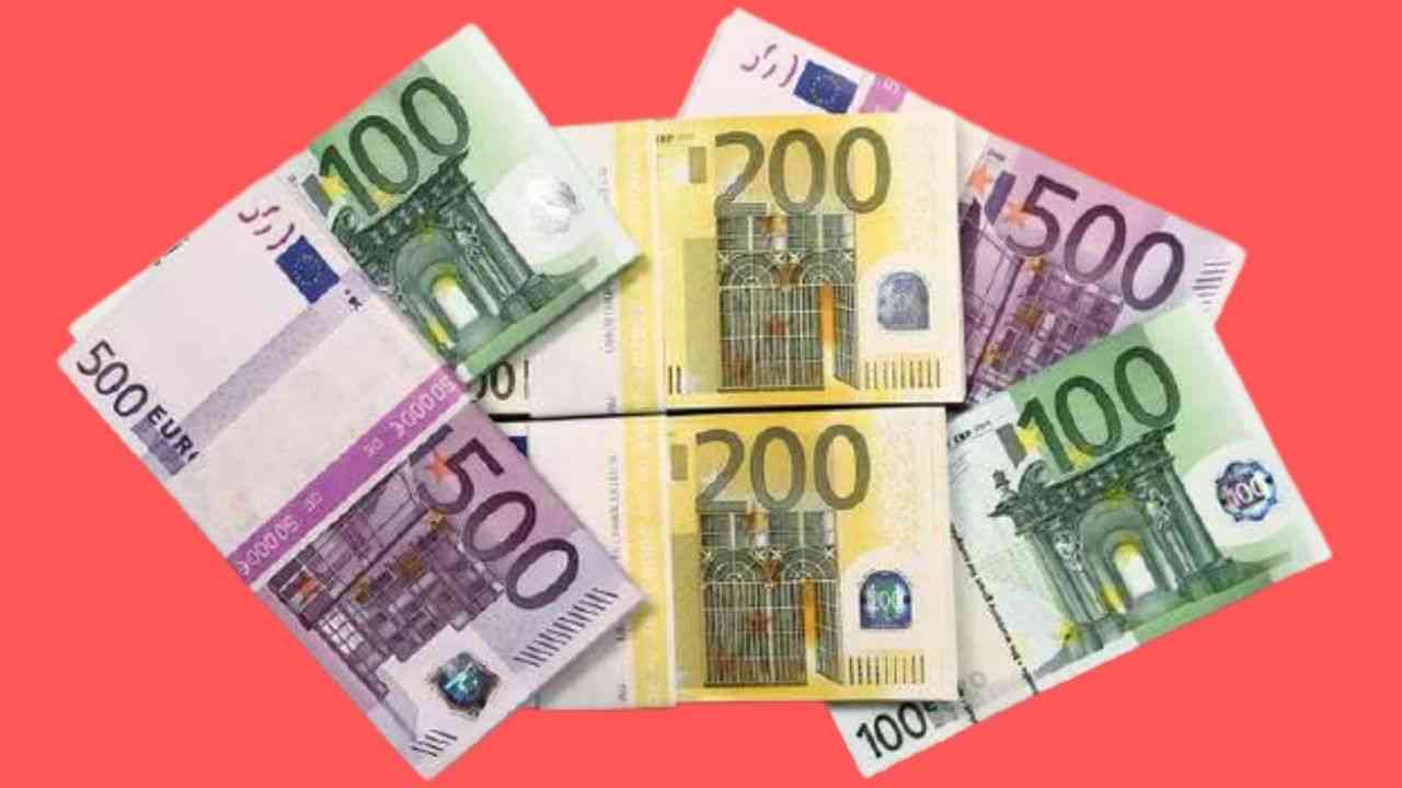 Voici le taux de change du dinar face aux principales devises ce 21 avril