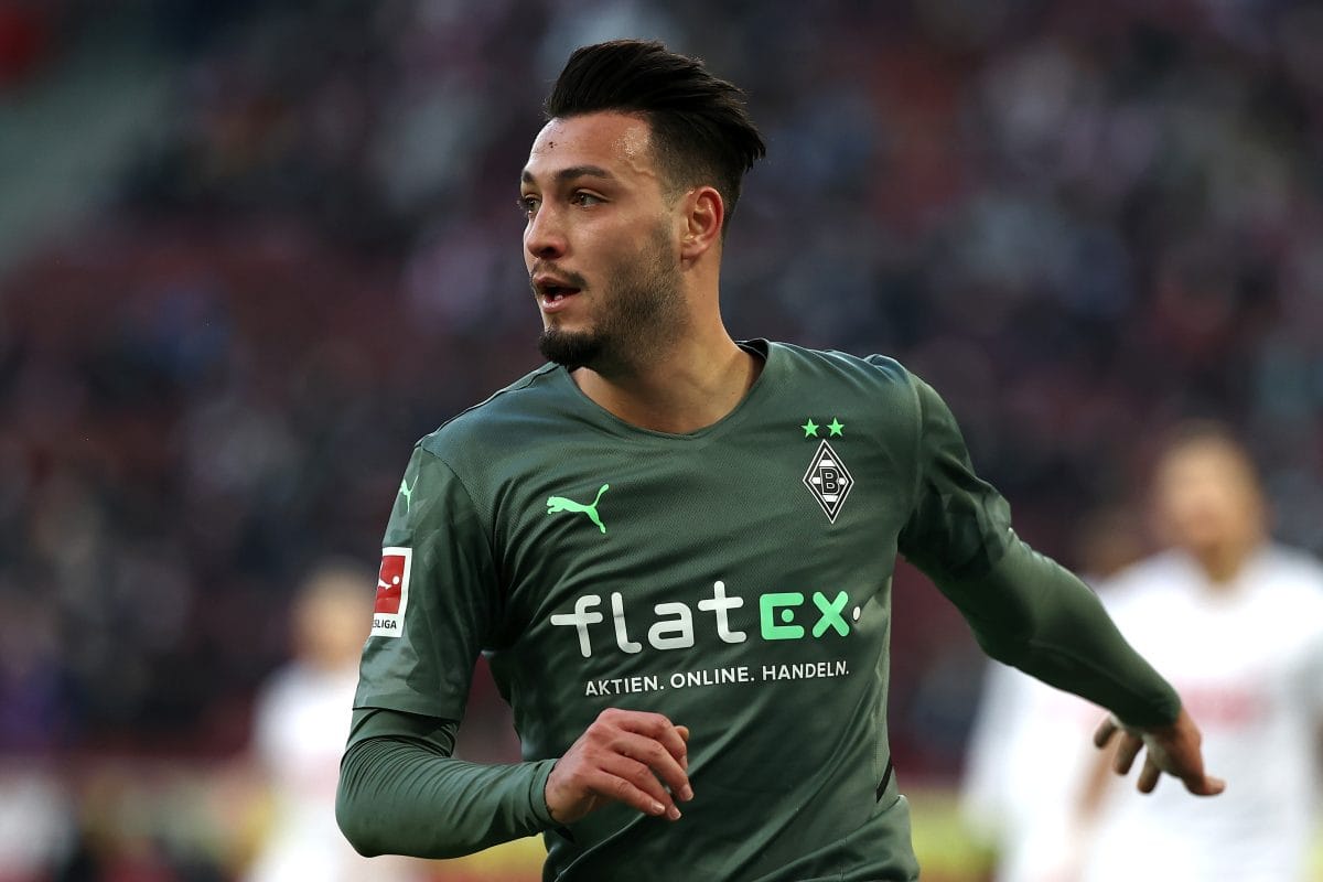 Bensebaini dans le viseur de plusieurs géants européens, Juventus...