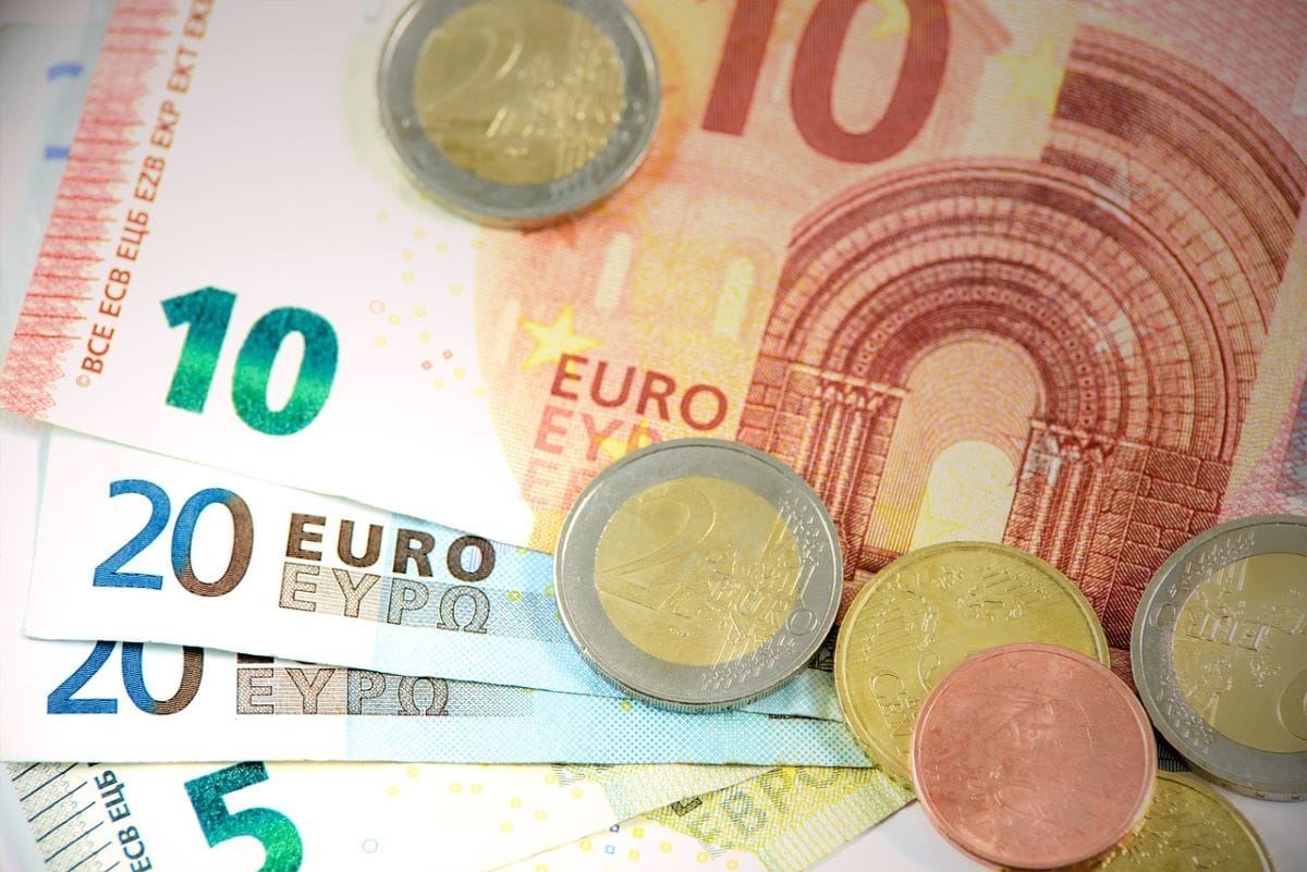 Voici le taux de change du dinar face aux principales devises ce 17 juin