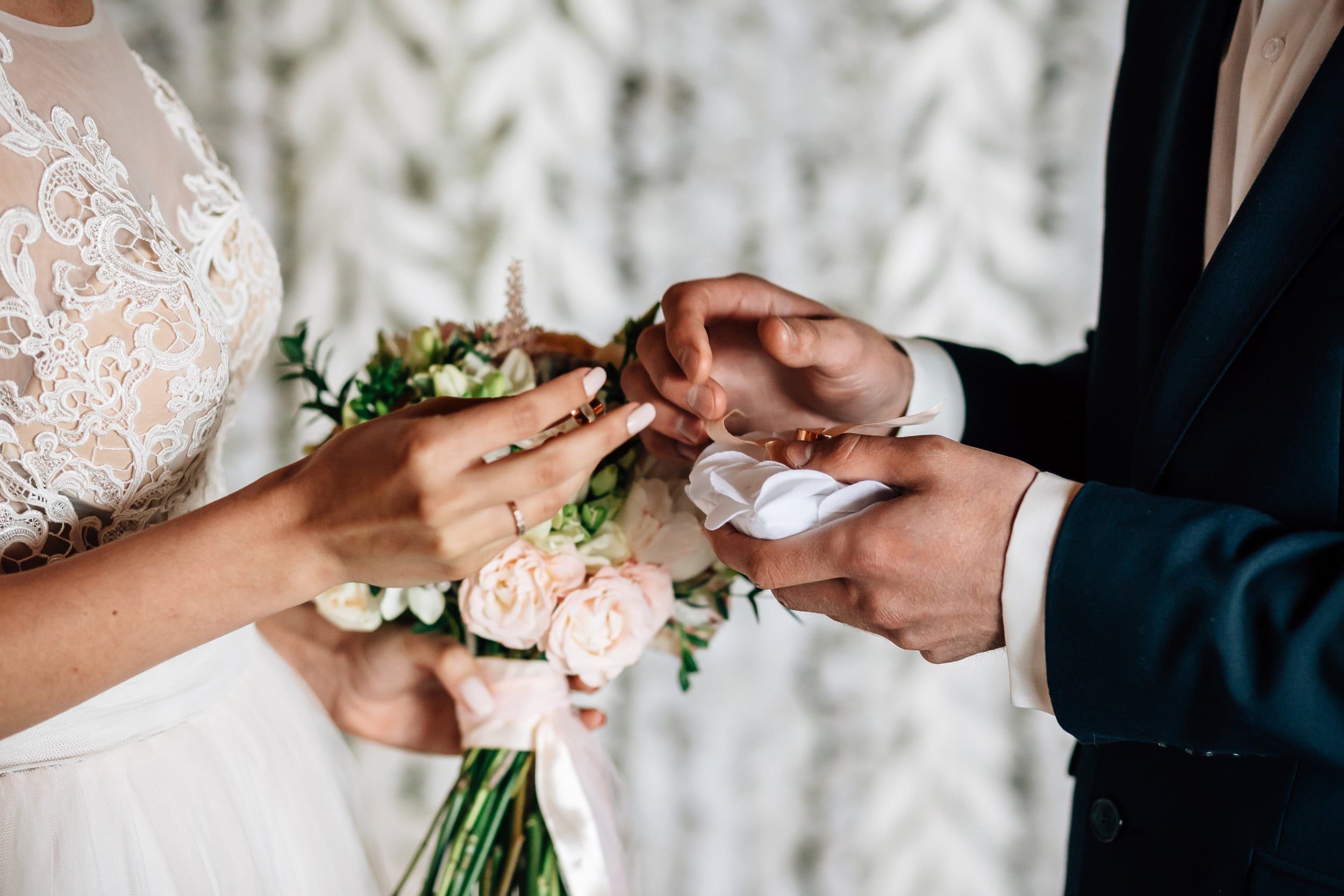 exchanging-rings-wedding