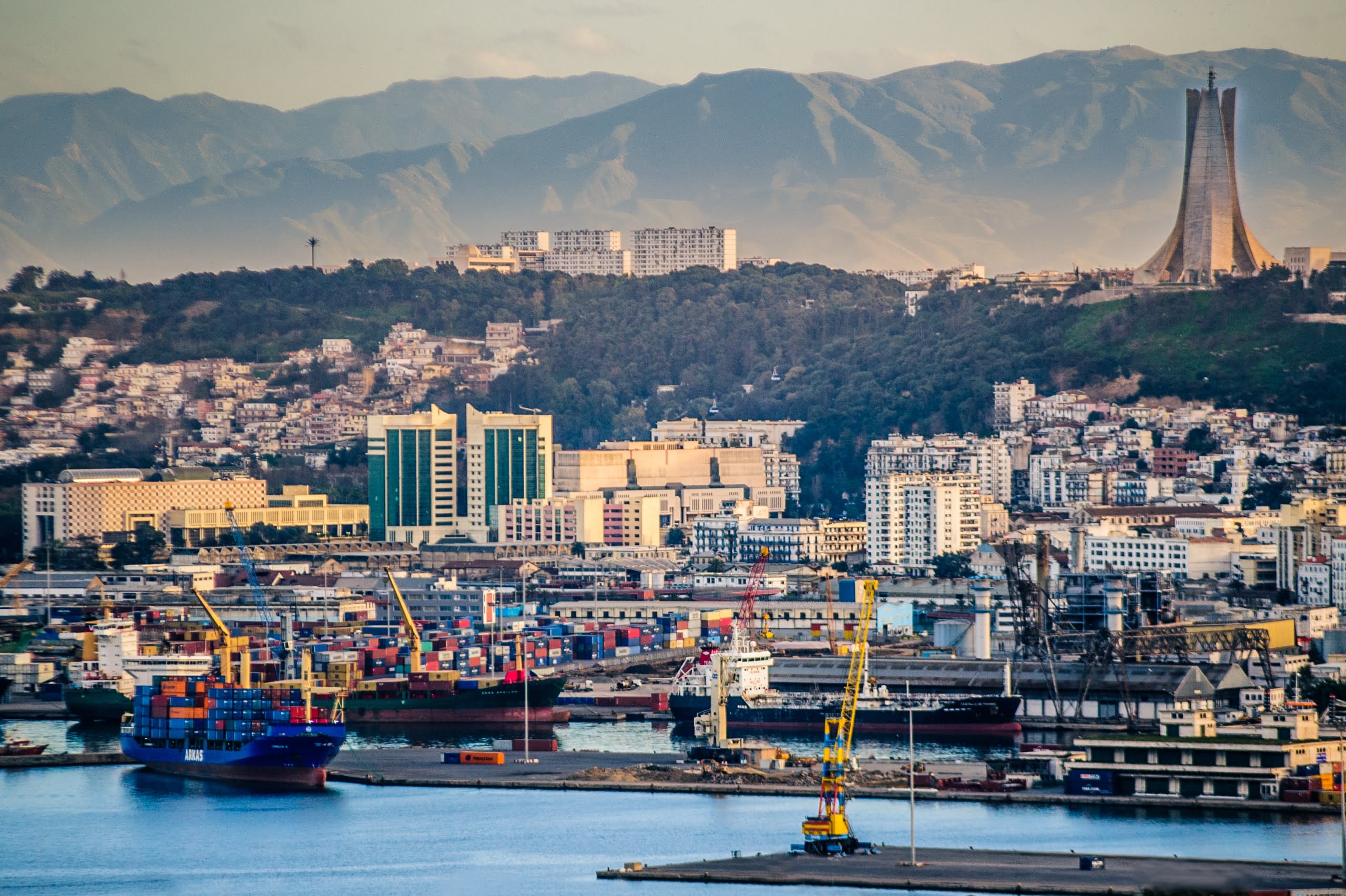 Voyage Algérie : le port de Bejaia pointé du doigt