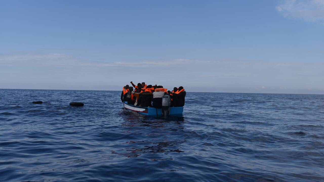 sur leur route vers leurope plus de 3 000 migrants sont morts en mer en 2021