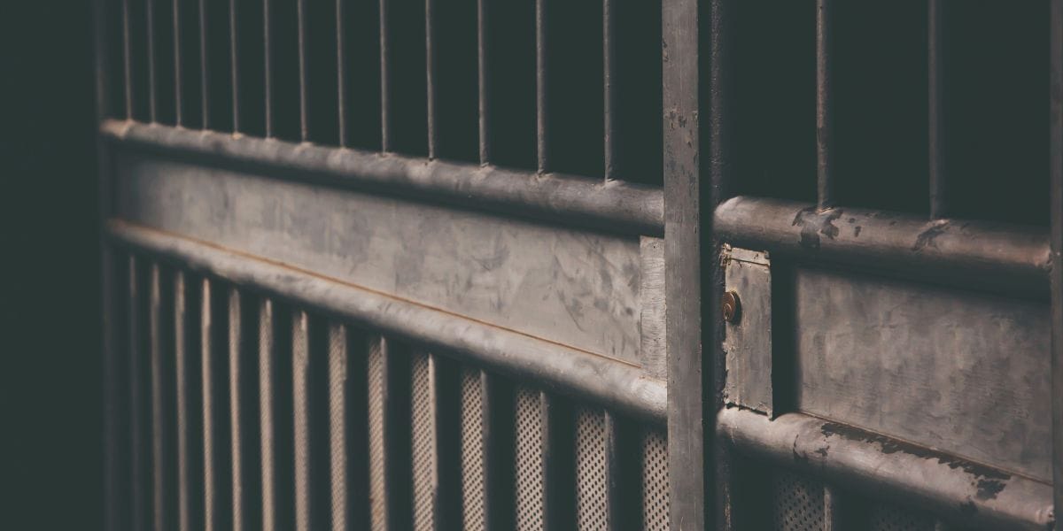 Neuf prisonniers Algériens s’évadent d’une prison française